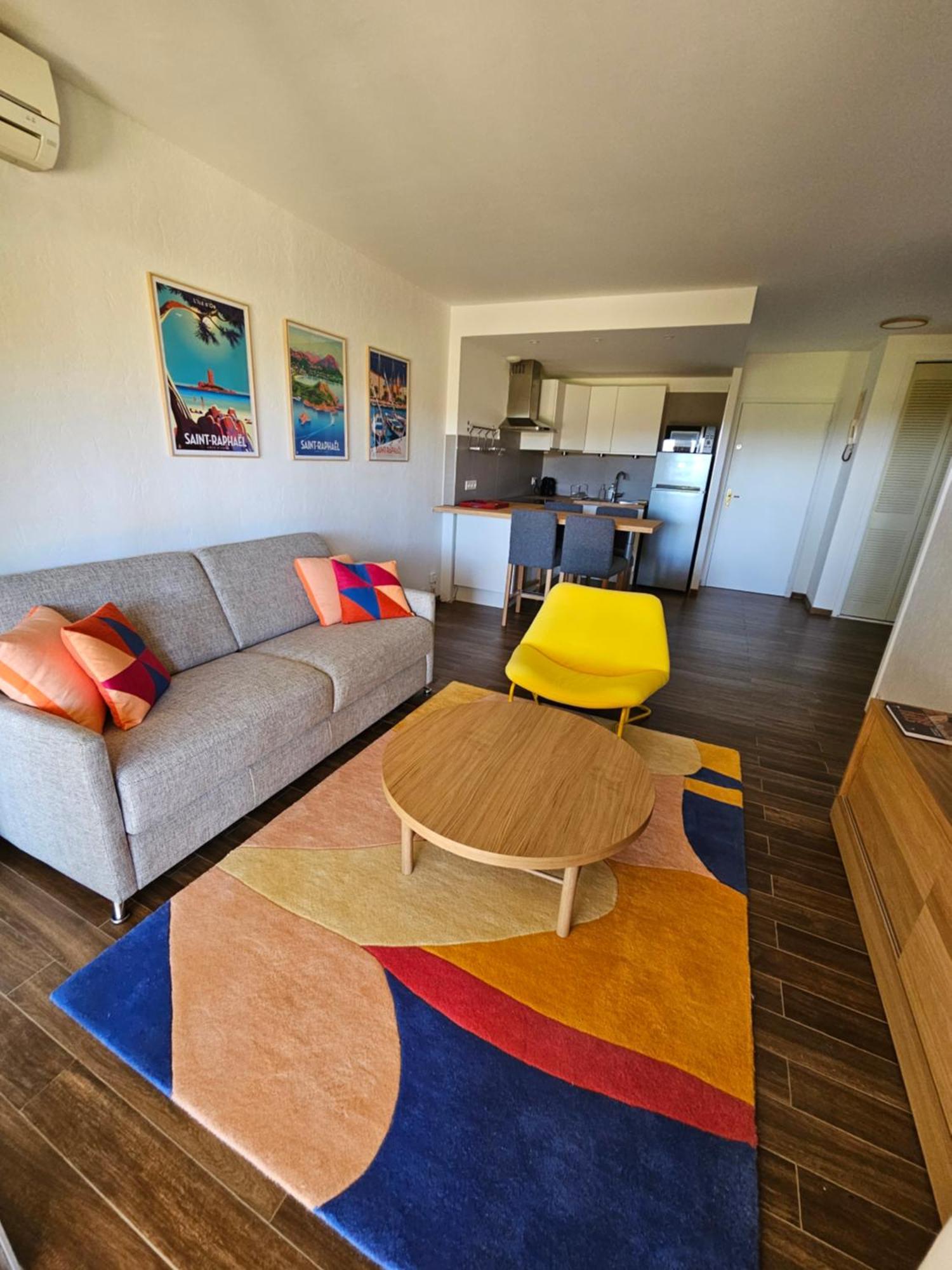 Appartement Golf De Valescure Avec Jardin Saint-Raphaël Esterno foto